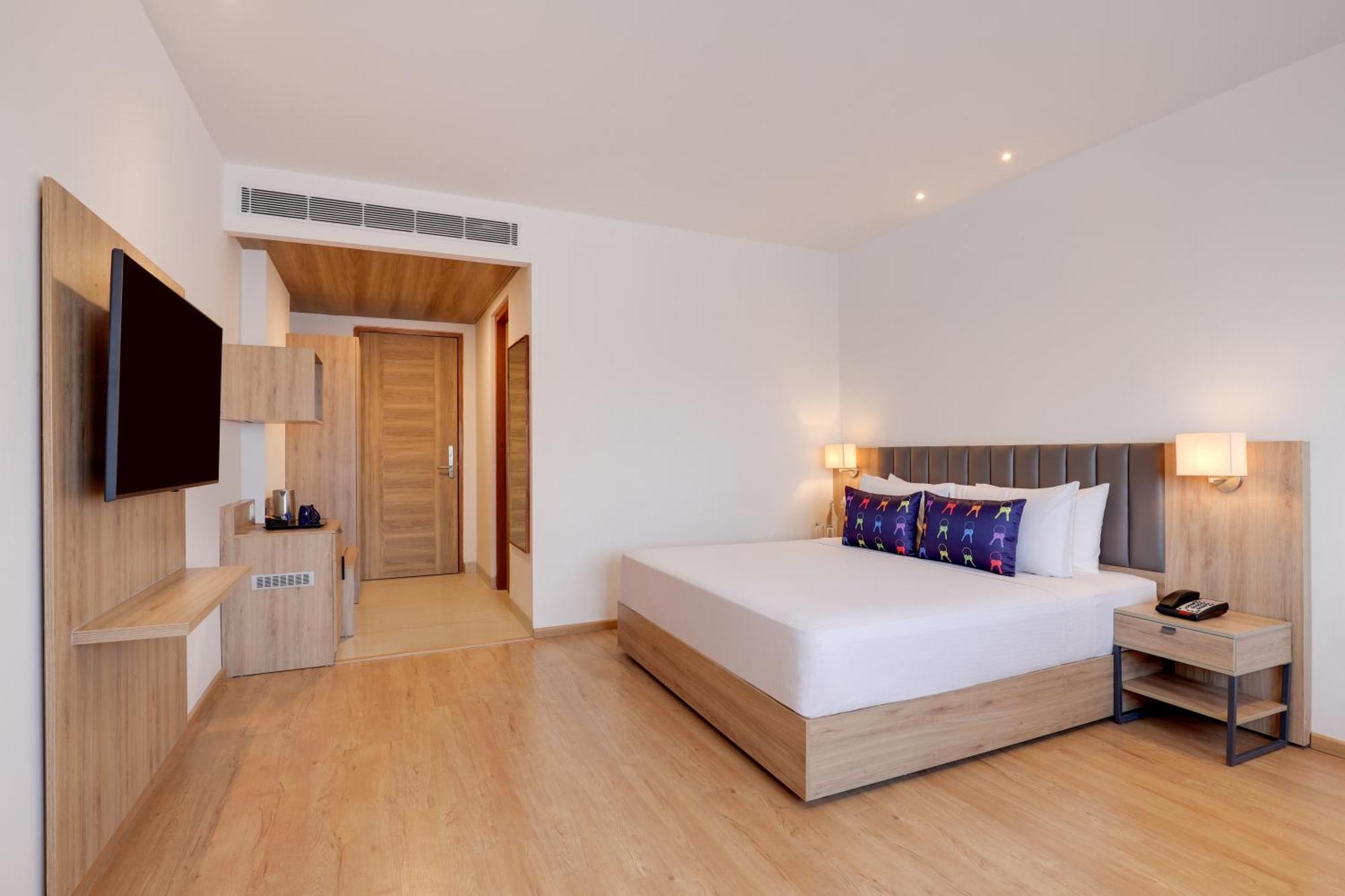 Keys Lite By Lemon Tree Hotels, Urban Square, Удайпур Екстериор снимка